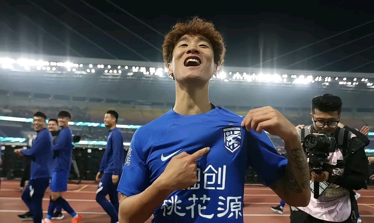 SPORTS首页-武汉三镇内部会议纪要流出：集结日临场应变，意甲使命明确，细节决定成败(怎么做会议纪要)